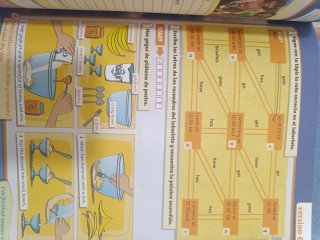 Holiday English 5.º Primaria. Student's Pack 3r...