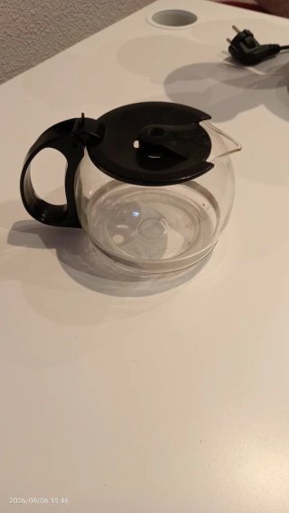 Cafetera de filtro negra