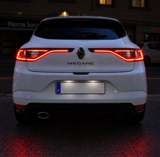 Renault Megane Zen tce 140cv blanco perlado