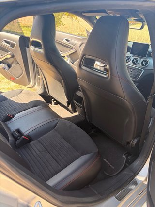 Mercedes-Benz CLA  2015