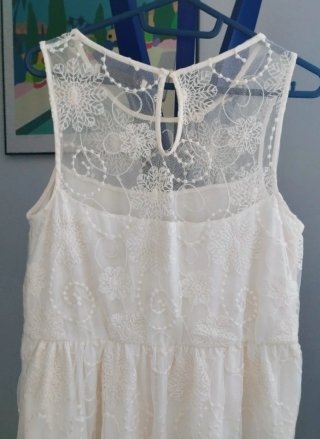 Vestido Sfera bordado color crema