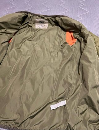 Chaqueta Zara acolchada verde