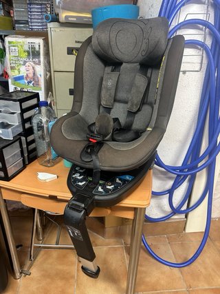 Silla de coche a favor/contra becool o3