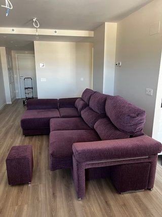 ¡Urge venta! Sofá modular morado de tela