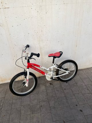 Bicicleta Monty BMX Infantil Roja y Blanca