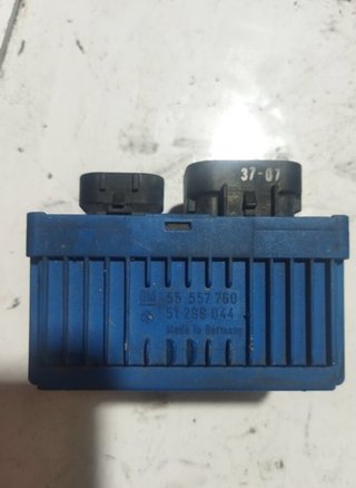Opel 55557760 relé corsa d 1.3 16v cdti cat 171083