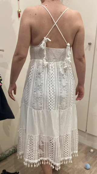 Vestido blanco largo con crochet y flecos S