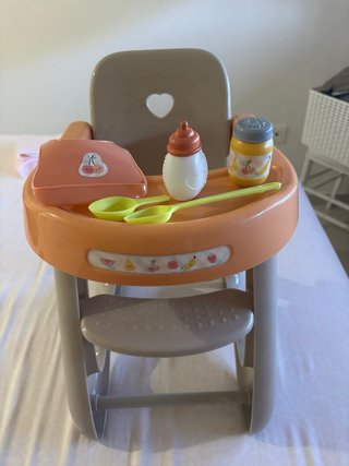 Trona para muñeco bebé con accesorios