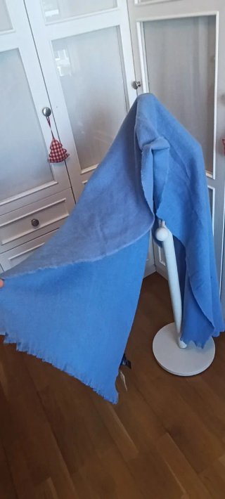 Bufanda azul Parfois con estrella decorativa