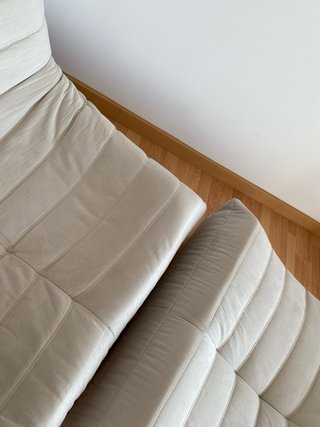 Sillón Togo Beige con Reposapiés