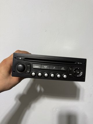 Radio Peugeot 307 CC con Marco