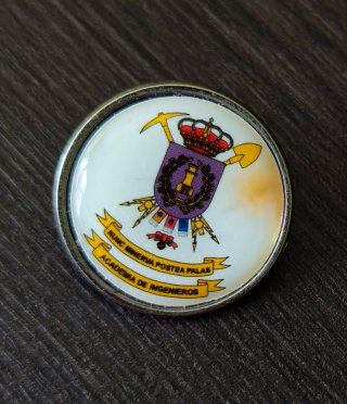 Lote de insignias militares