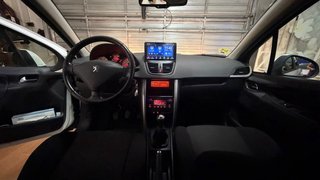 Peugeot 207 2008 114.000 km PREMIUM + PANTALLA