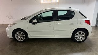 Peugeot 207 2008 114.000 km PREMIUM + PANTALLA