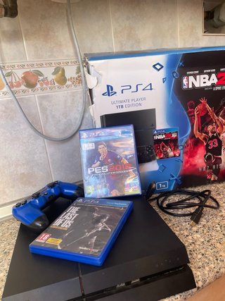 PS4 Fat 1TB con Mando y Caja