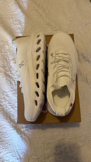 On Running x Loewe Cloudtilt Blancas