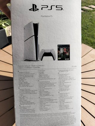 Consola PS5 + 8 Juegos