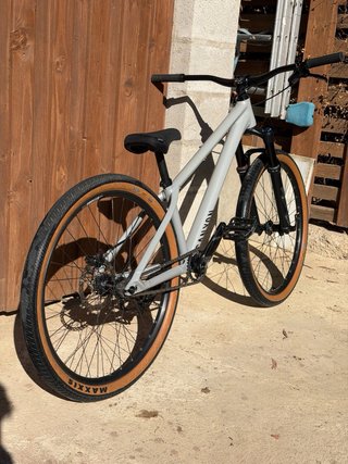 Bicicleta Dirt Canyon Stitched 360 talla L