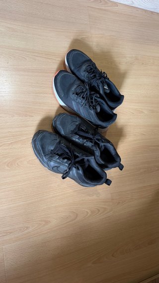 Zapatillas Nike y Adidas Negras