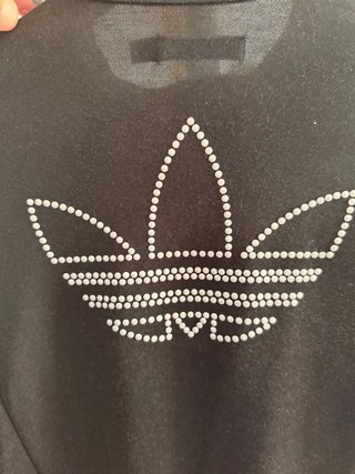 Chaqueta Adidas Negra con Tachuelas