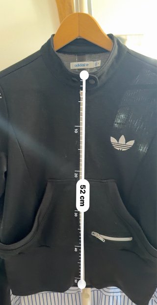 Chaqueta Adidas Negra con Tachuelas