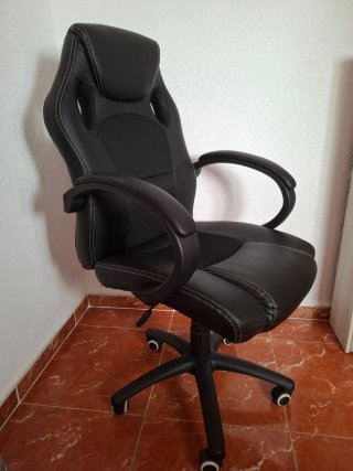 Silla de escritorio gamer negra