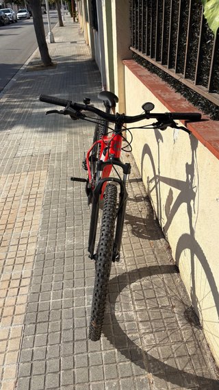 Cannondale Trail 7 M 29” Roja