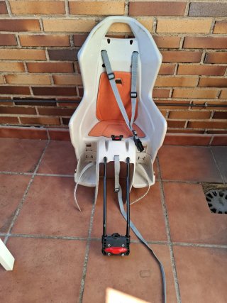 Silla infantil para bicicleta anclaje al cuadro