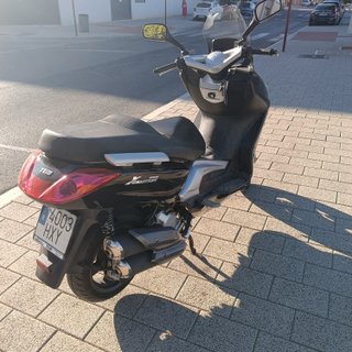 TGB Maxiscooter 125cc Negra