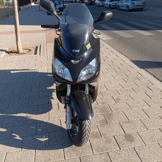 TGB Maxiscooter 125cc Negra