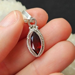 Colgante Plata 925 con Rubí