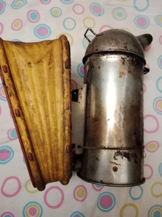 Fuelle ahumador para colmenas