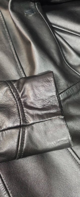 Abrigo de piel/cuero negro