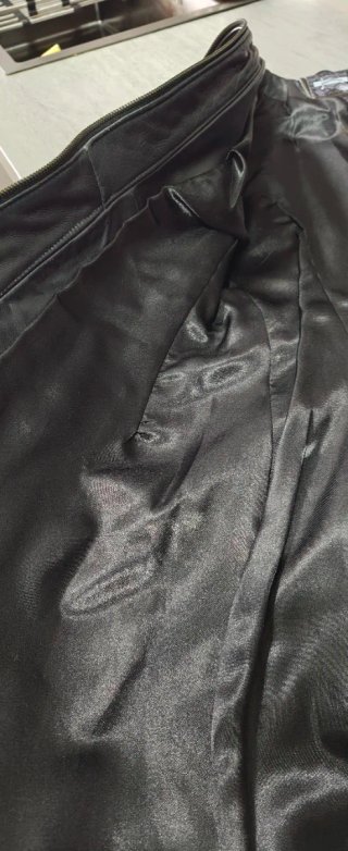 Abrigo de piel/cuero negro