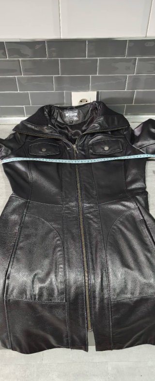 Abrigo de piel/cuero negro