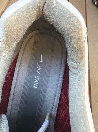 Zapatos de golf Nike blancos y rojos