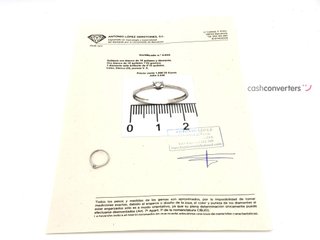 anillo oro 18k con piedra con diamante