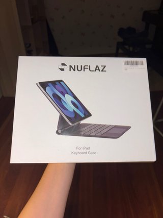 Funda con Teclado NUFLAZ iPad 10 NUEVA SIN USAR