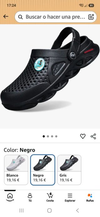 Zuecos negros con adornos
