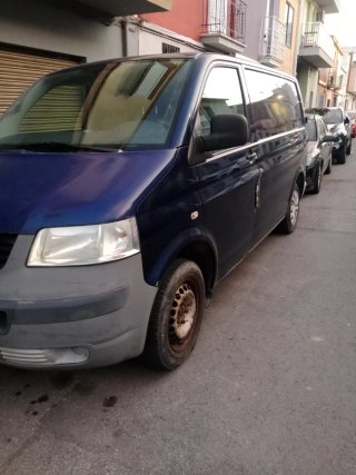 Volkswagen transporter T5 643233513