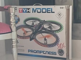 Dron TYH MODEL 14+