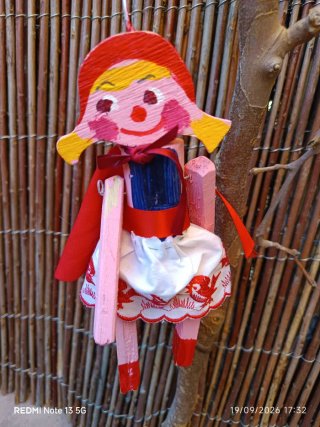 Caperucita Roja Marioneta Artesanal Madera