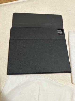 Teclado CHESONA para iPad Pro 13” 2024- NUEVO