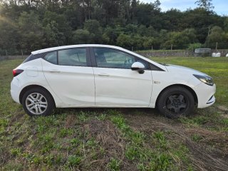 Opel Astra 2016