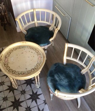 Conjunto 2 butacas y mesa auxiliar vintage