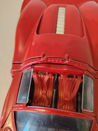 Modellino Ferrari 330 P4 Jouef Evolution 1:18