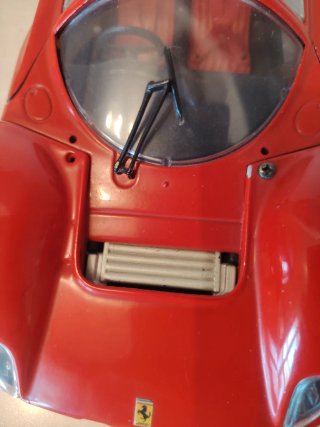 Modellino Ferrari 330 P4 Jouef Evolution 1:18