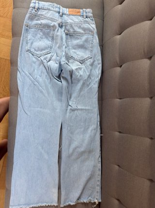 Jeans Stradivarius strappati vita alta