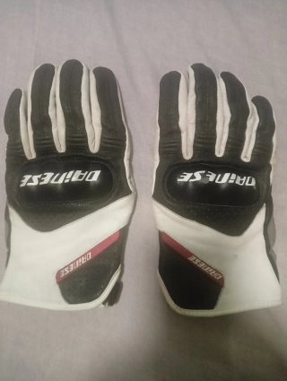 Guantes Moto Dainese Negros y Blancos