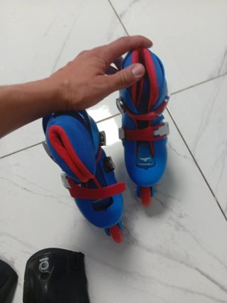 Patines en línea y protecciones infantiles28-30